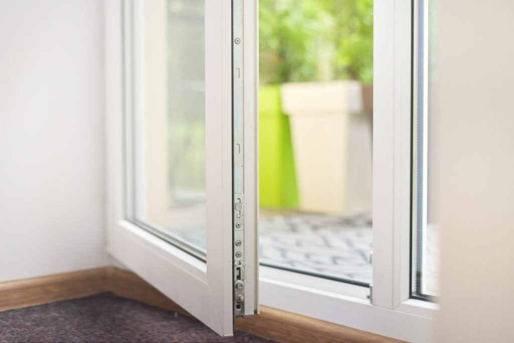 open-glass-plastic-white-floor-door-to-balcony-ter-2023-11-27-05-26-59-utc